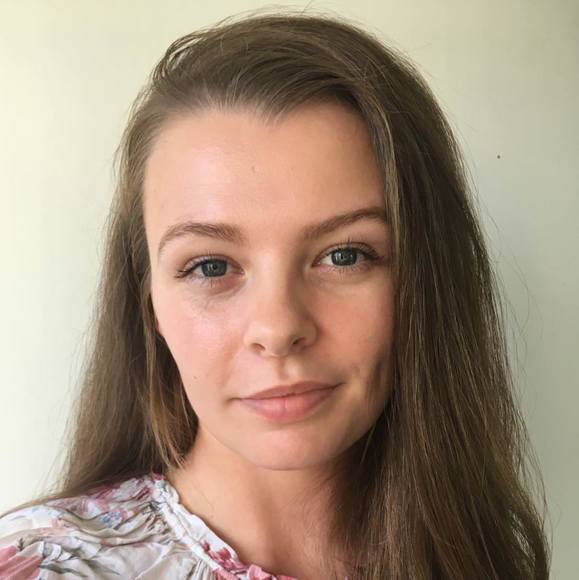 Meet your Posher, Amy - Picture 1 of 1